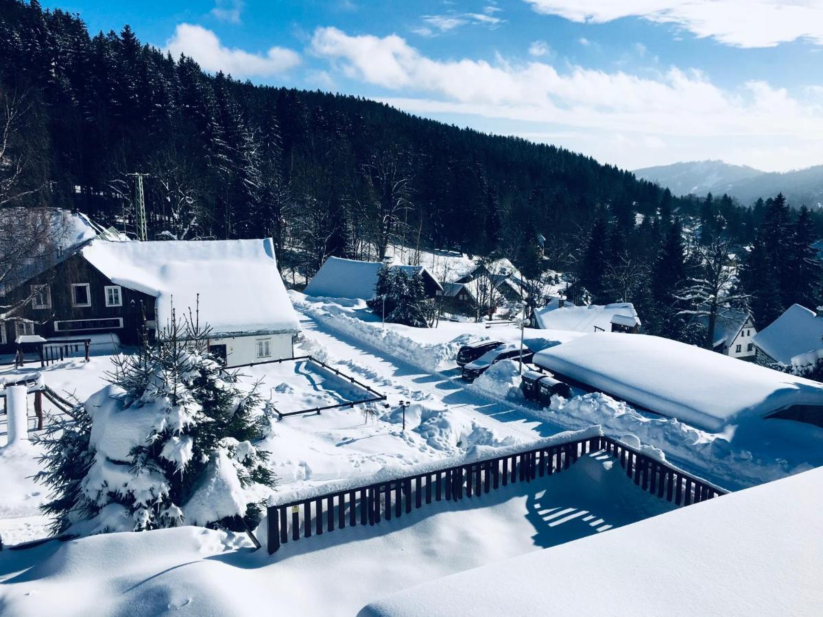 Hotel Peklo Pro Rodiny S Detmi ヨセフーフ・ドゥール エクステリア 写真