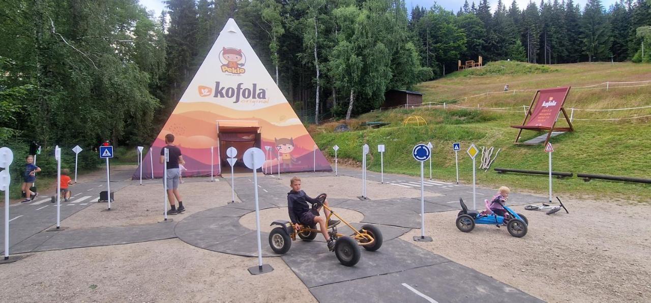 Hotel Peklo Pro Rodiny S Detmi ヨセフーフ・ドゥール エクステリア 写真